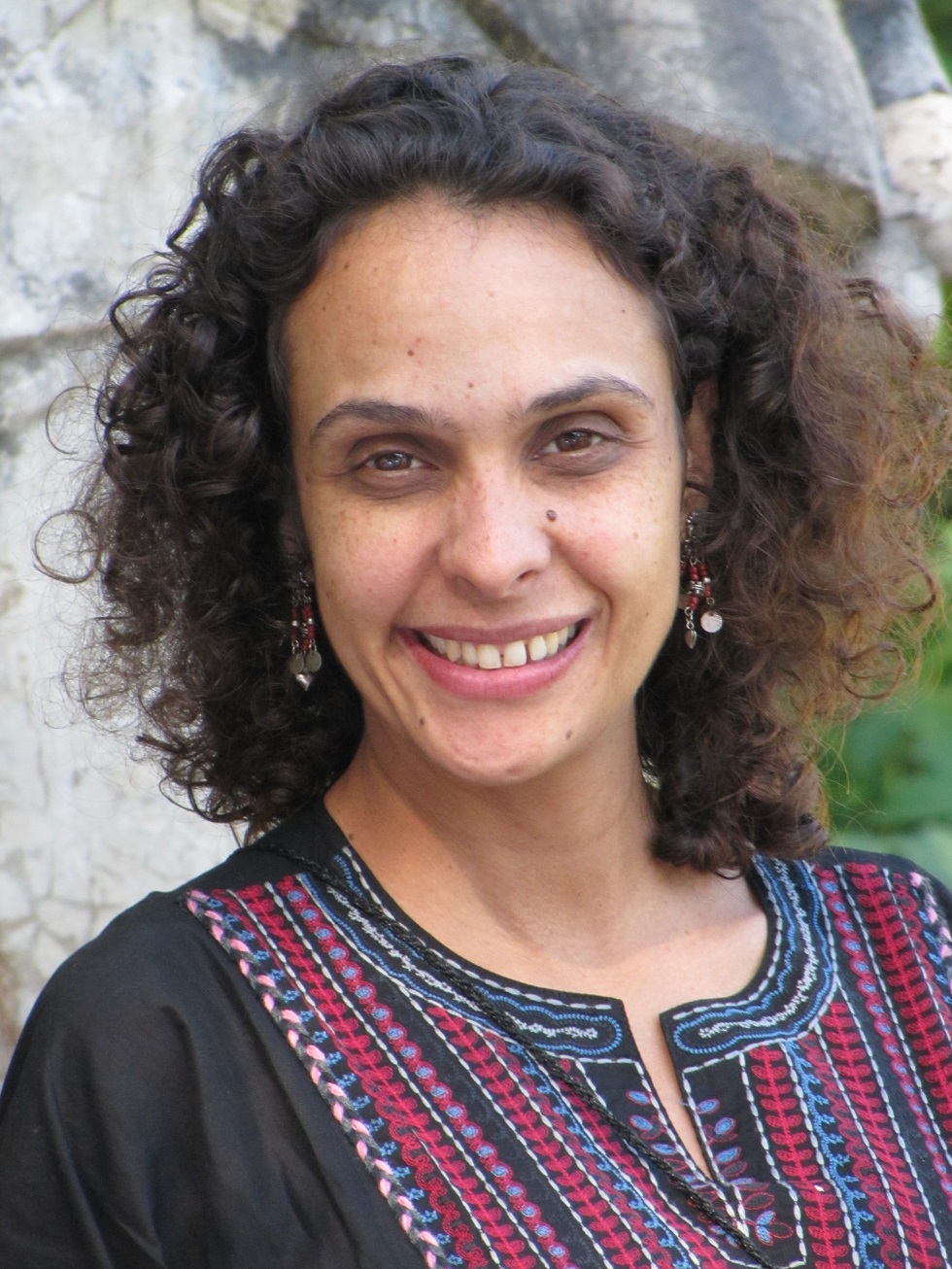 Carolina Nascimento Spiegel
